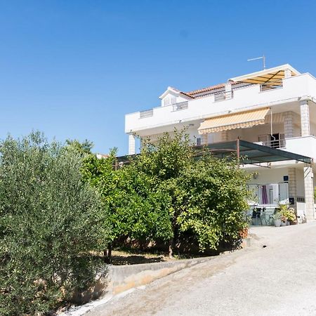 Apartmani Zana Okrug Gornji Kültér fotó