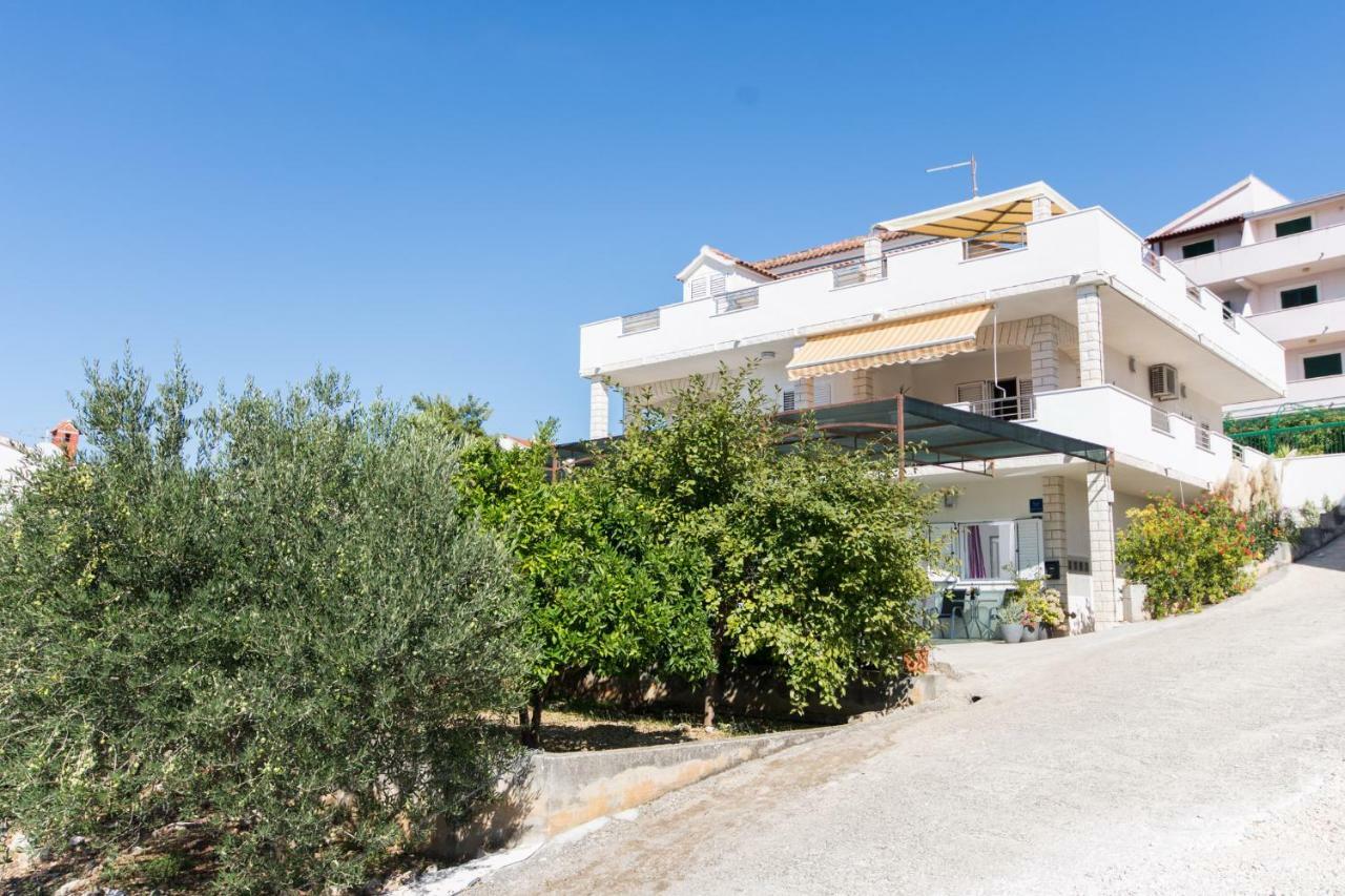 Apartmani Zana Okrug Gornji Kültér fotó