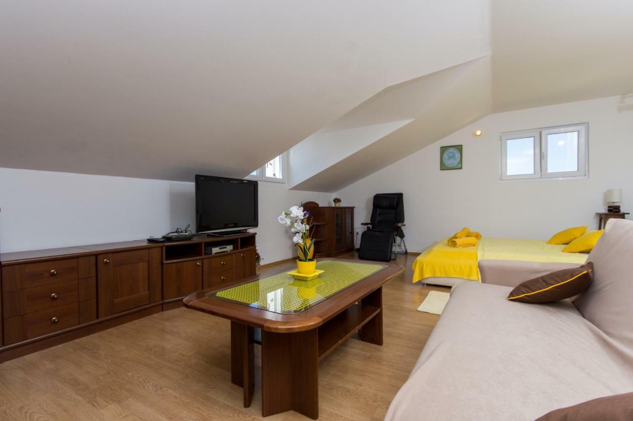 Apartmani Zana Okrug Gornji Kültér fotó
