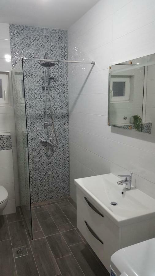Apartmani Zana Okrug Gornji Kültér fotó