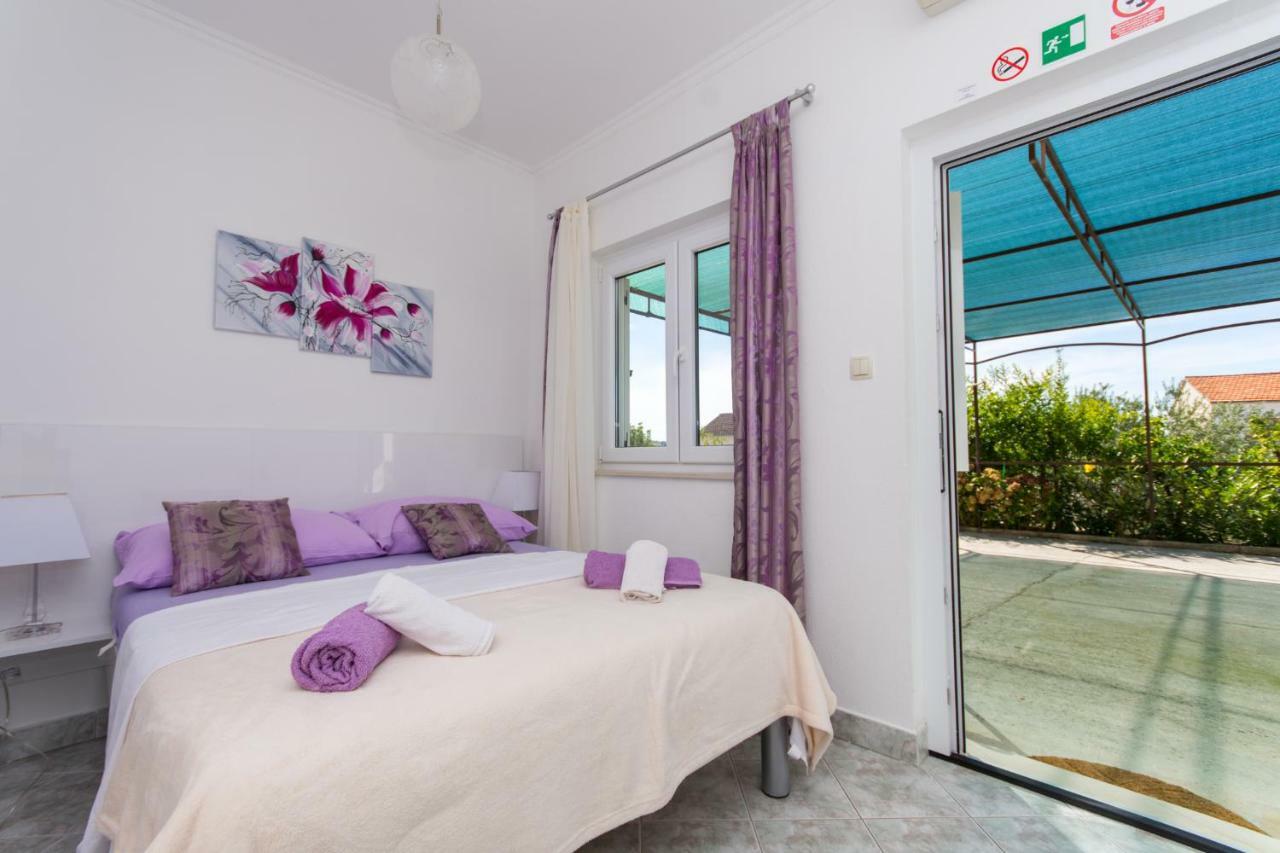 Apartmani Zana Okrug Gornji Kültér fotó