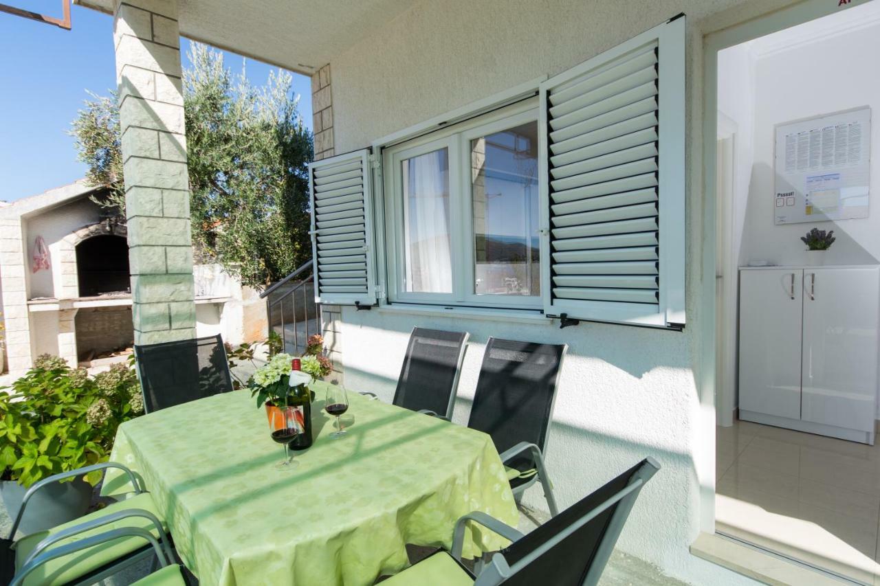 Apartmani Zana Okrug Gornji Kültér fotó